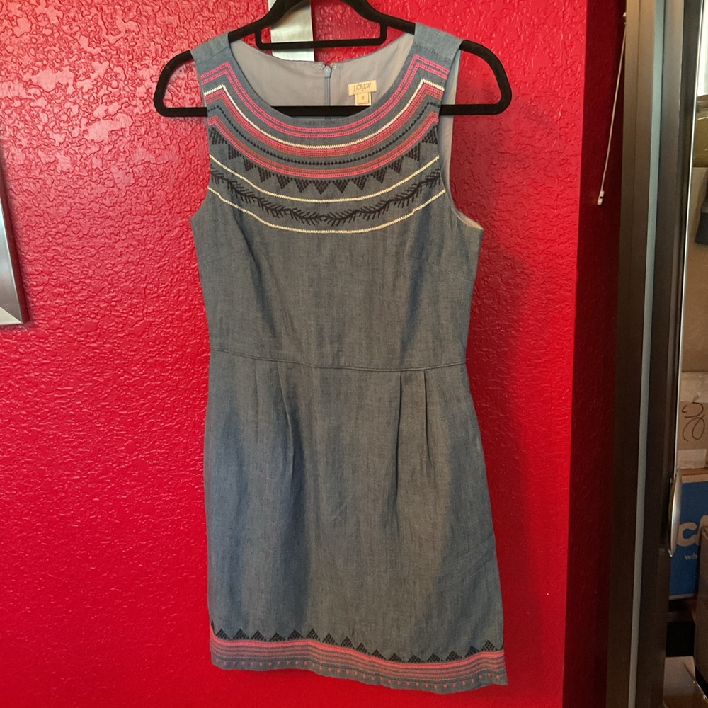 J. Crew Sleeveless Chambray Dress with Pink Embroidered Yoke, size 0, w/pockets